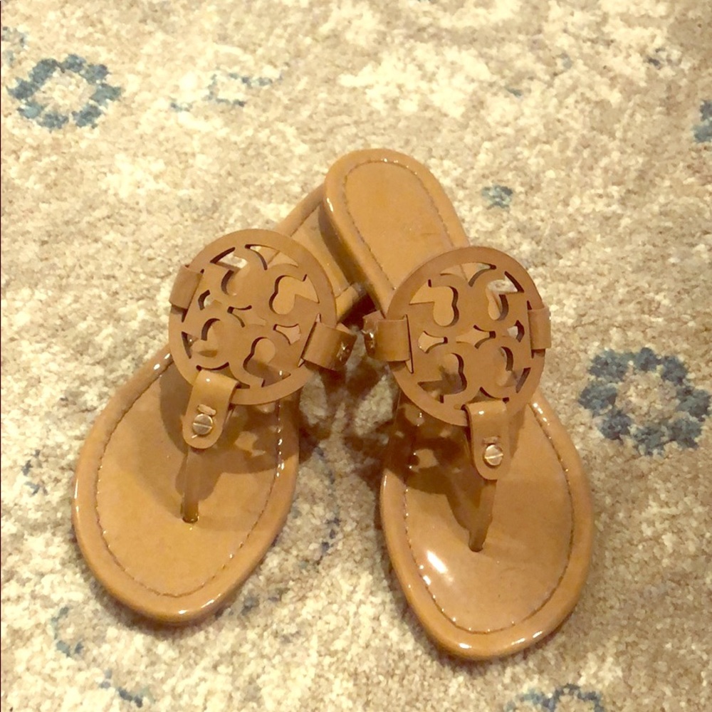Tory Burch sandals nude camel 6.5 Miller